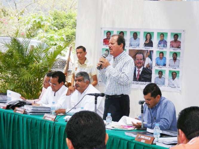 Advierte Ismael Duñalds Ilegalidad en Aprobación de Siete Fraccionamientos Sociales Progresivos