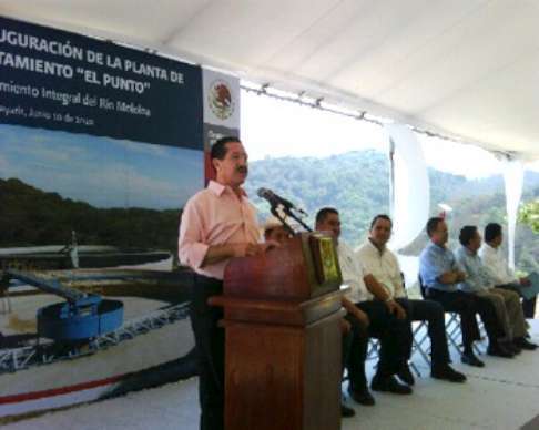 Inaugura Ney y Luege Tamargo Planta de Tratamiento