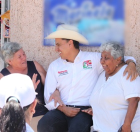 La gente de San Blas respalda a Roberto Sandoval