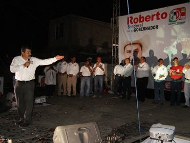¡Julio Larios no Promete, se Compromete!