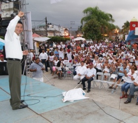 Mañana Cierra Julio Larios