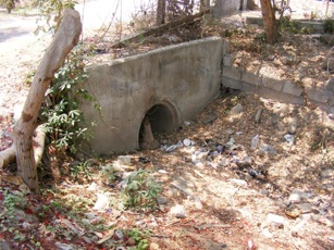 Exigen Vecinas de la Colonia el Progreso del Porvenir Limpieza del dren por Temor a las Lluvias