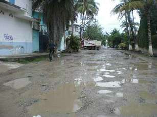 Otra Vez, Baches