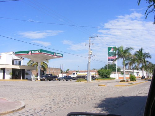 Gasolina en Drenaje de San Juan de Abajo Culpa de Talleres Mecánicos: Paniagua