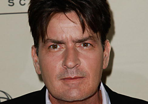 Charlie Sheen se Pone Romántico en Riviera Nayarit