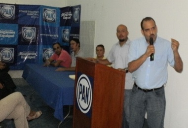 Panistas Firman Paz Pero Defienden Posturas