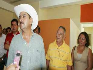 Cambiara Rafa Cervantes Instalaciones de la OFAGI a Pueblito Paraíso o Centro de Negocios de Nuevo Vallarta