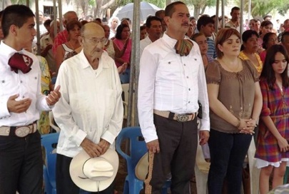 Acompañan Charros del Municipio a Rafa Cervantes