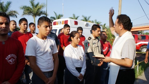 Bendicen Instalaciones de PC Bomberos Aseguran Que Hay Extrañas Manifestaciones