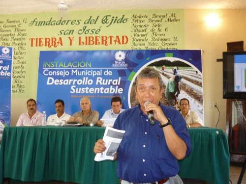Busca Alcalde, Rafael Cervantes, Transformación en el Campo de Bahía