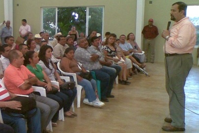 Insta Manuel Cota a Priístas Inconformes a Proponer y no Llevar Chisme al Seno del PRI