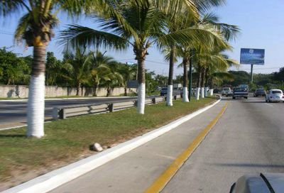 Inicia Programa de Remozamiento de Carretera 200 y Mezcales a San Vicente