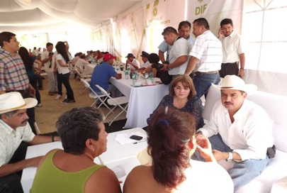 Cumple VIII Ayuntamiento en Llevar el Gobierno a la Gente: Inició “Platicando con Mi Presidente”