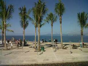 Anarquía en Malecón y Primer Cuadro de la Ciudad