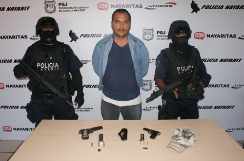 Capturan a Asaltante Con Carro Robado