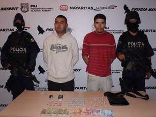 Dos Narcomenudistas Menos en las Calles de Tepic