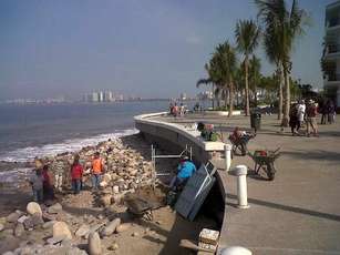 Otro Malecón, Mismos Vicios: CANIRAC