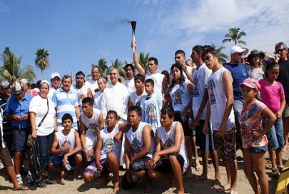 1r. Antorcha Acuática 2012 Llegó por mar en Honor de Nuestra Señora de La Paz en Bucerías