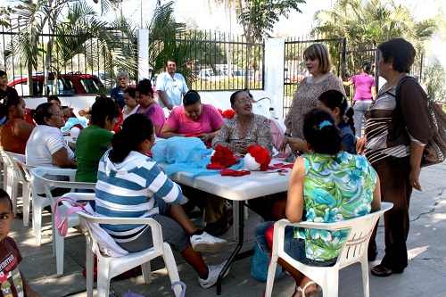Ocupación Digna y Apoyo al Hogar en Talleres del DIF Bahía