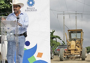 Ayuntamiento Trabaja en Vialidades Modernas y Seguras