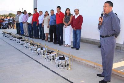 No Hay Crisis Para Apoyar la Educación