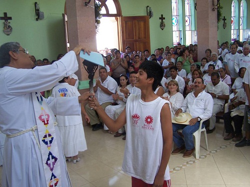 DIF y VIII Ayuntamiento Apoyan Las Tradiciones de Sus Pueblos