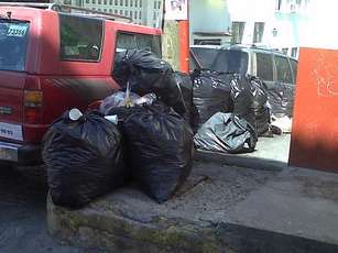 Tianguis Turístico y Basura en el Centro