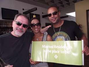 Jugadores de Green Bay conviven con sus fans en Riviera Nayarit