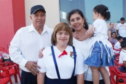 Madres de Atletas Agradecen al Alcalde y Presidenta del DIF