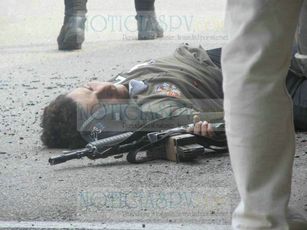 Muere Sujeto Armado en una Balacera