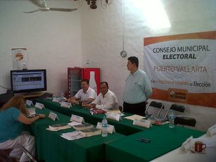 Lento, Pero Sigue Conteo en Consejo Municipal Electoral