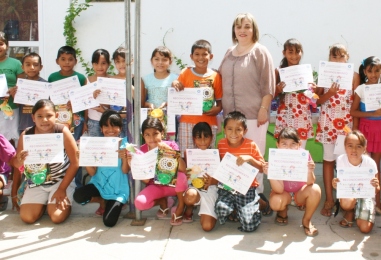 Clausuran Cursos de Verano de DIF “Manos Creativas”