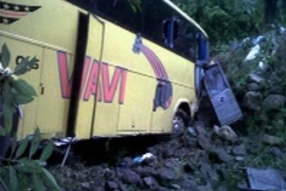 Oficial: 23 Heridos y Dos Muertos, Accidente de Camión Turístico