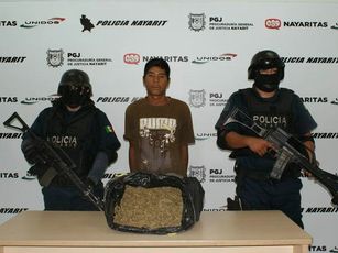 Detienen a Distribuidor de Droga de Tecuala