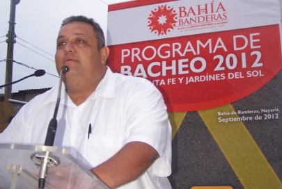 Intensifica el Ayuntamiento Trabajos de Bacheo en Bahía