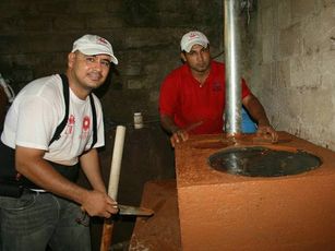 Apoya DIF Bahía con Estufas Ecológicas a Comunidades