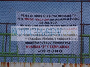 Aparecen Cinco “Narcomantas” en Vallarta y Bahía