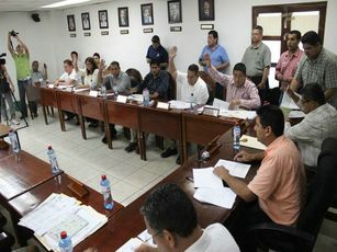 Beneficiarán a más Familias con Programa de Escrituración