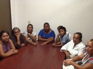 Trenzadoras de Pelo, Exigen a Reglamentos Alto a Persecución