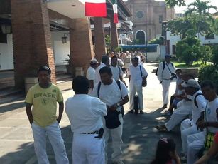 Vendedores Denuncian Clonación en Reglamentos