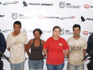 Consignados Por Robo de Cable a la CFE de Bahía
