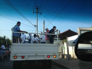 Gobierno y Ciudadanos Unidos Ante Paro de Camioneros Urbanos