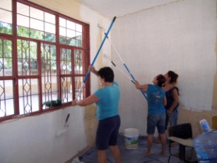 Pintan y Reforestan Primaria de San Vicente
