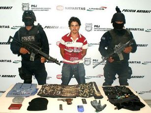 Tras las Rejas Ladrones de Joyas