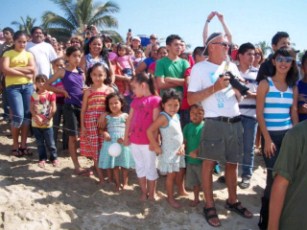 Desde la Cruz de Huanacaxtle Llega la Antorcha de La Paz