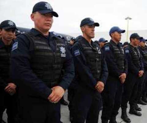 Legisladores Piden se Continúe Con la Certificación de Los Policías