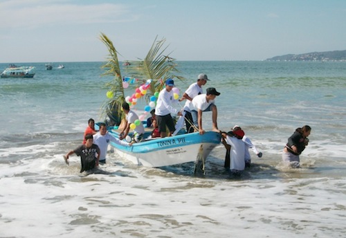 Tradiciones: Llega la Peregrinación del Mar a Playa de Bucerías