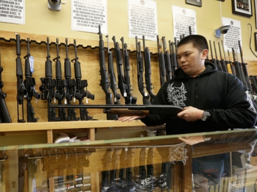 Mueren tres personas cada hora en EU por armas