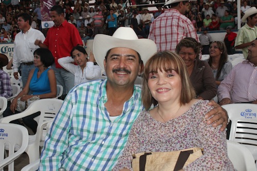 Invitan Rafa y Cuquita a Tepic