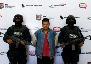 Trailero Drogado Provocó Accidente en Carretera, Esta Detenido